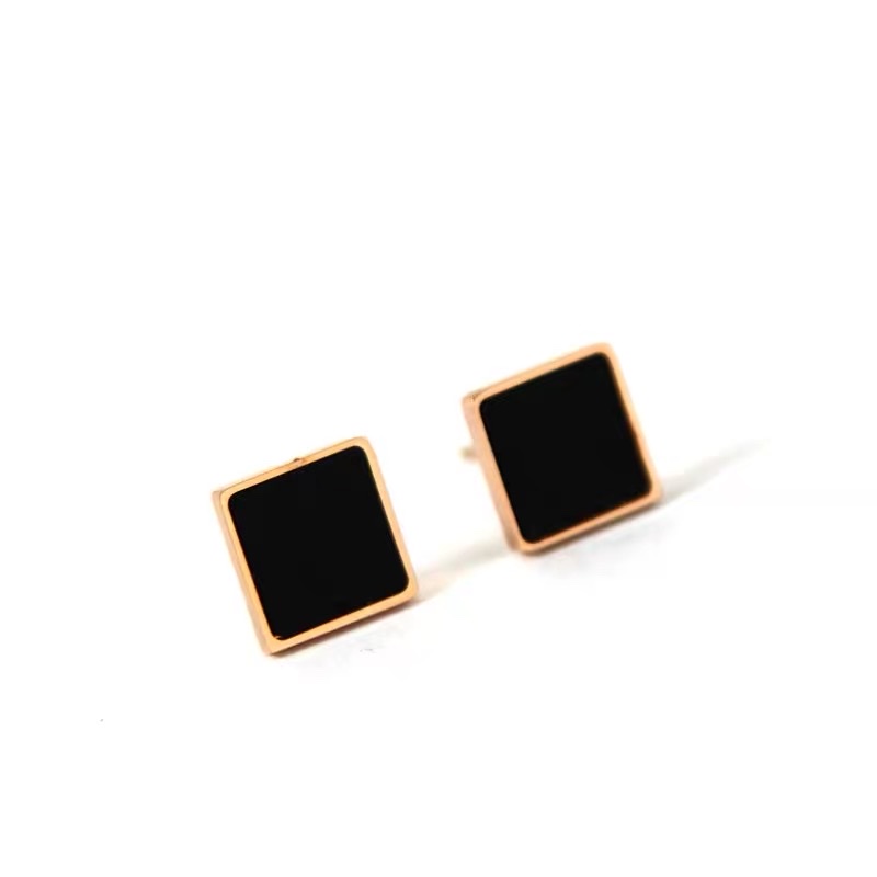 Personalized earrings, creative and elegant titanium steel earrings and stud earrings for women 5 Application Scenario
