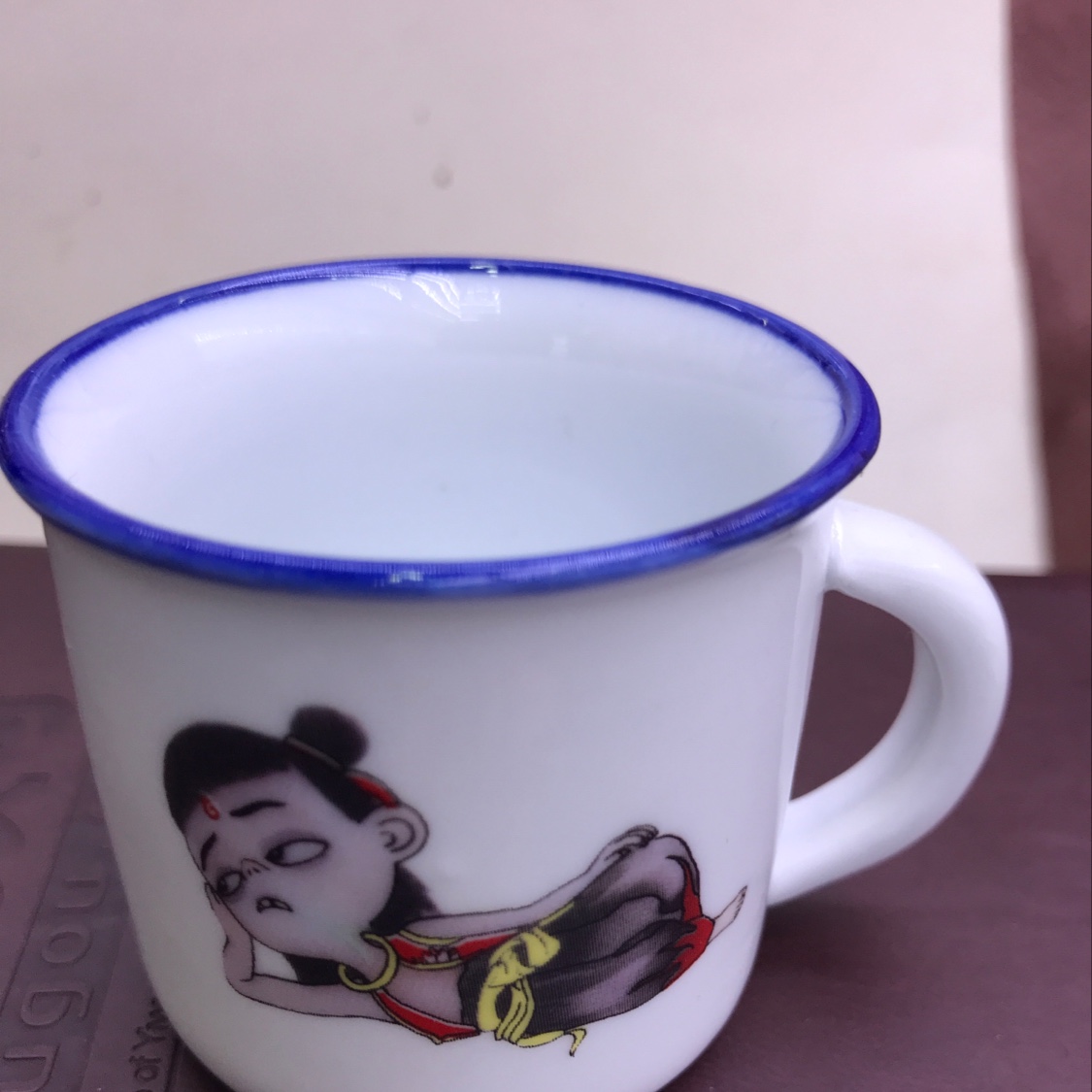 杯子睡觉
