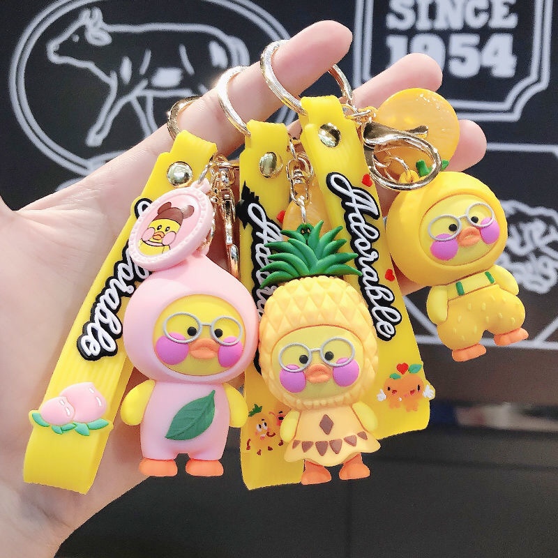 女士钥匙扣可爱卡通网红鸭韩版情侣款包包挂件公仔玩偶车钥匙挂饰