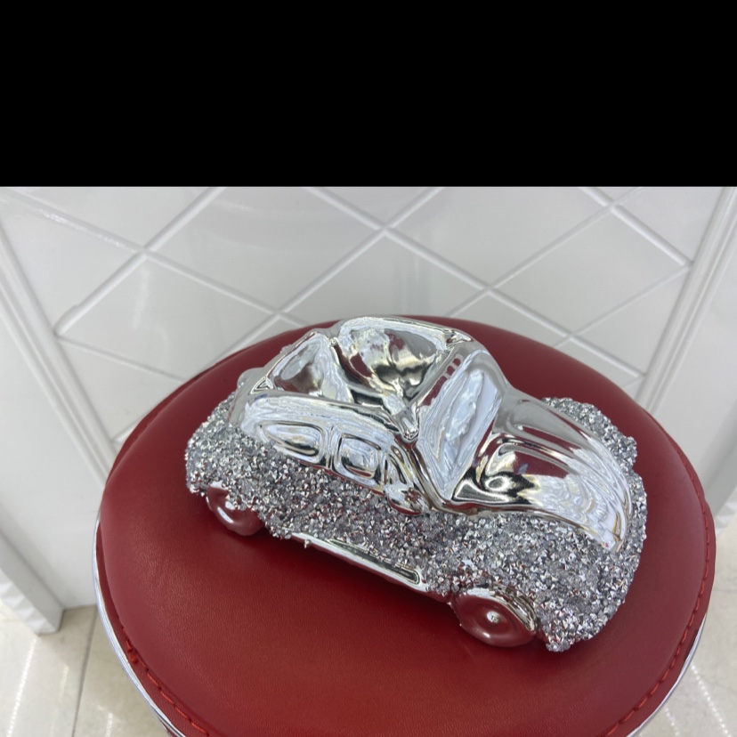 镶钻汽车烟灰缸2