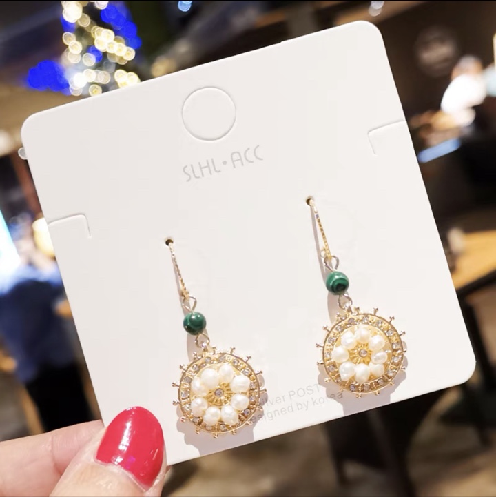 Stud Earrings 257 thumbnail