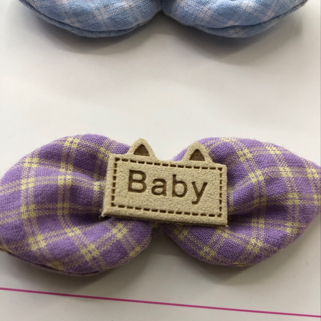 Hand-made checkered knot