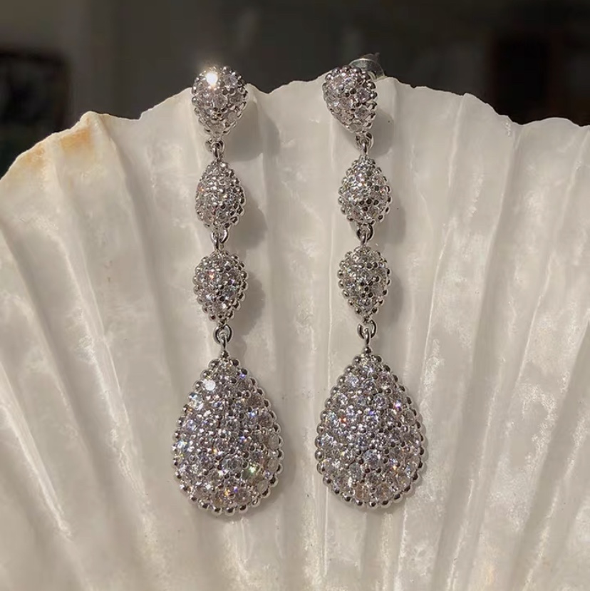 Earrings 160