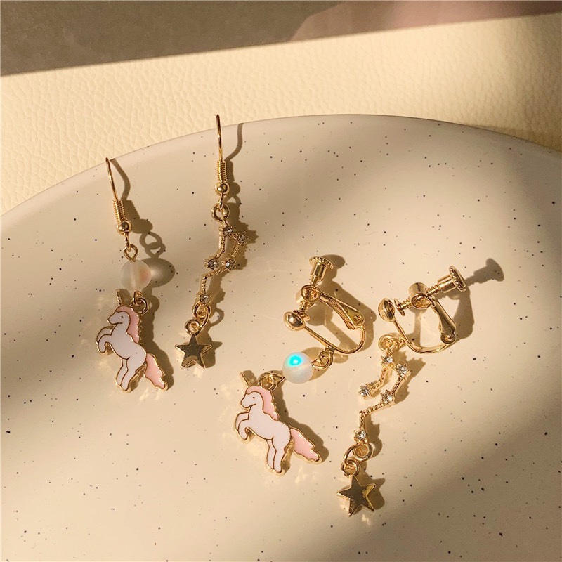 Earring earring clip earring dongdaemun personalidad asimétrica aleación de dibujos animados gypsophila goteo pony animal earring mujer
