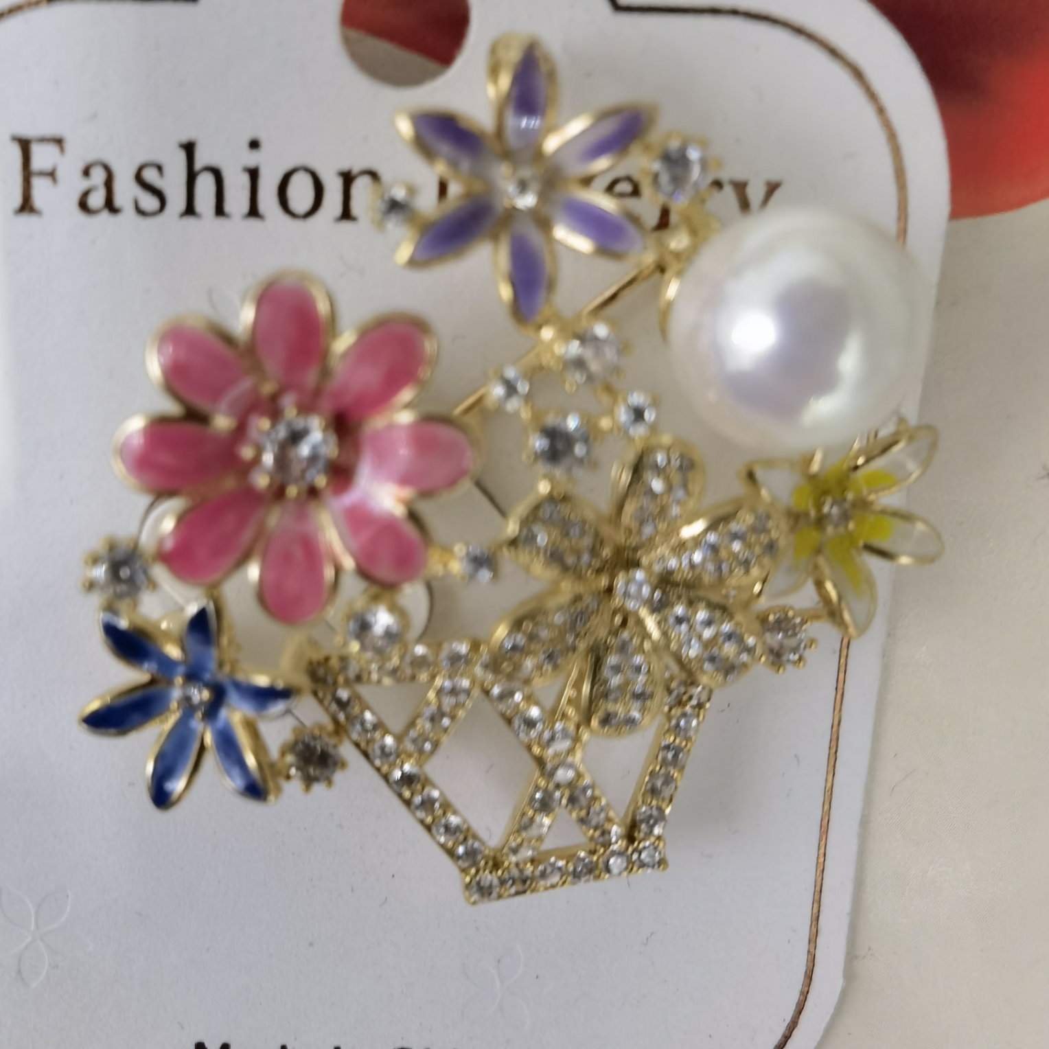 Drop oil flower basket with women's brooch thumbnail