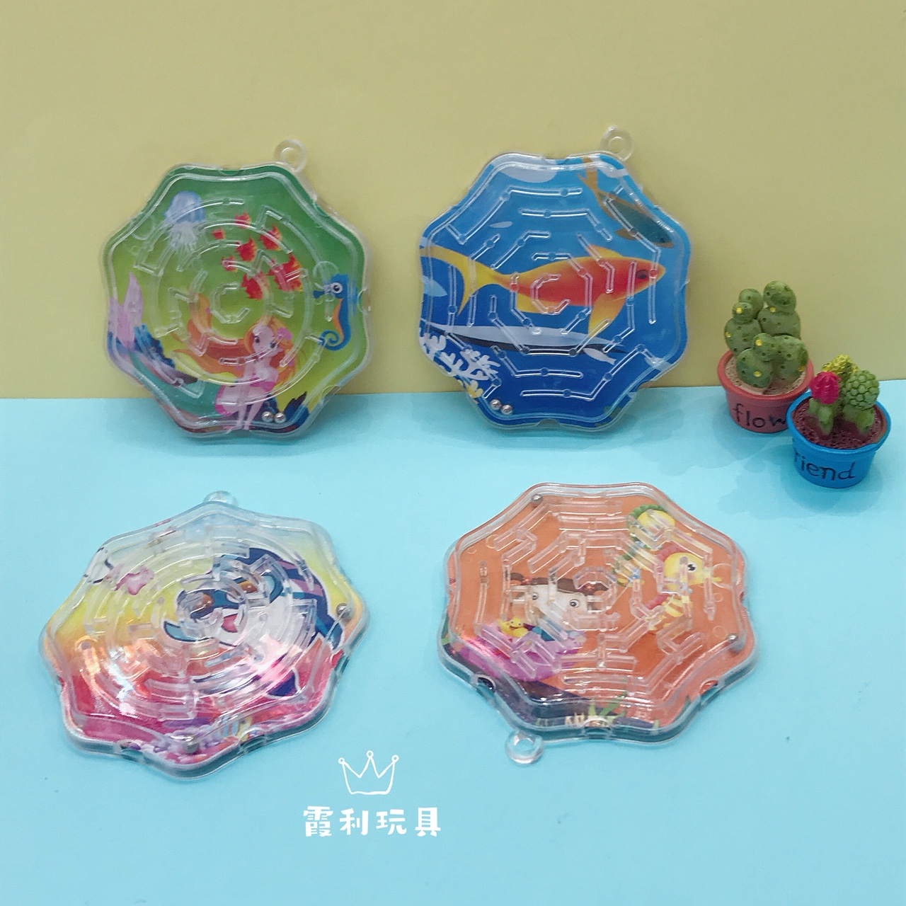 Hexagonal maze children's plastic toy giveaway, educational maze gacha
