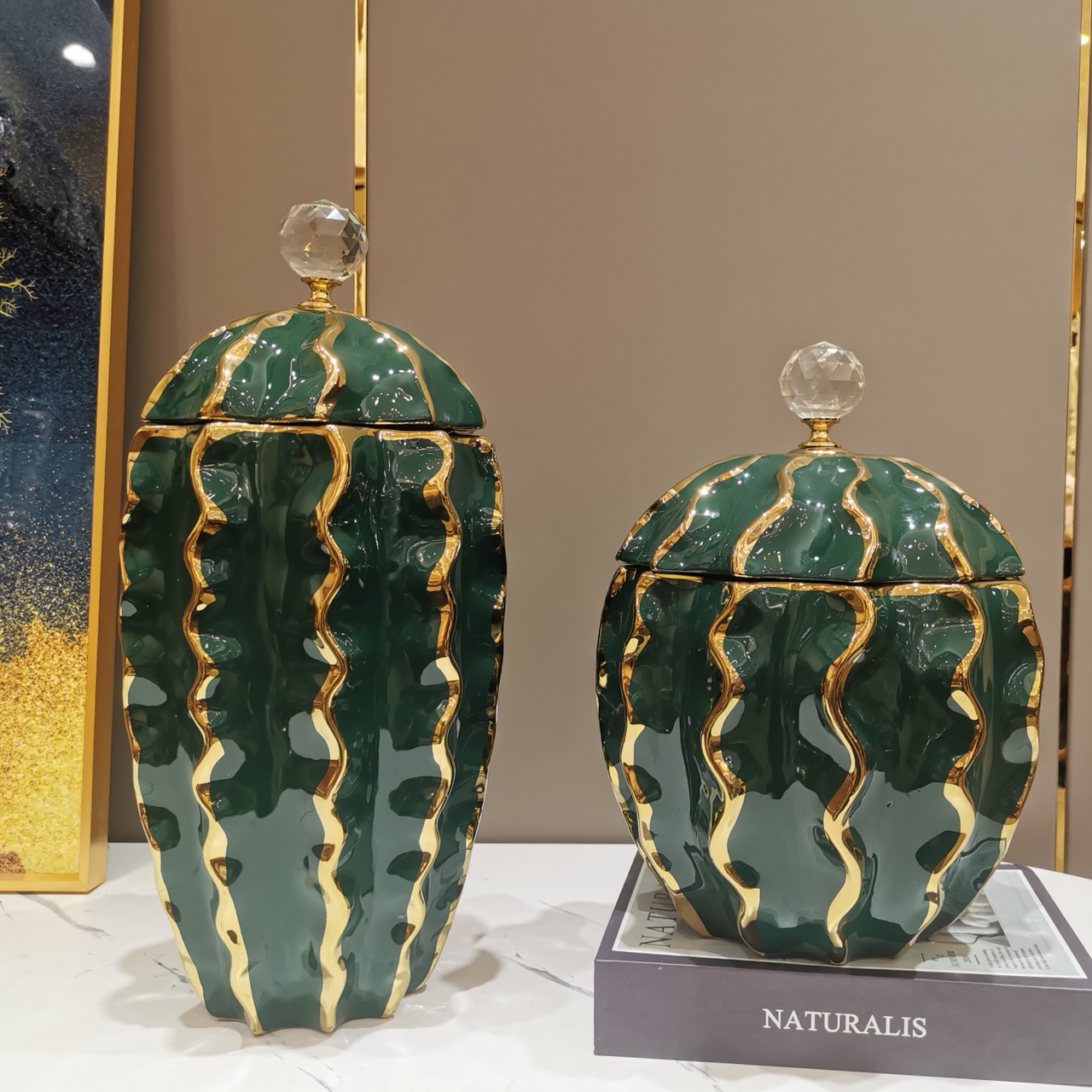 Golden Castle vase creative electroplating handicrafts Decoration Home hotel decoration Ceramic handicrafts Gold decoration decoration Sugar jar three-piece set home hotel decoration ceramic handicrafts