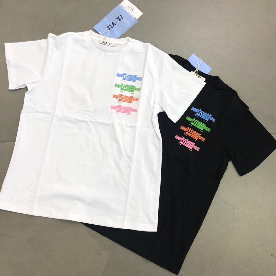 T-shirt white