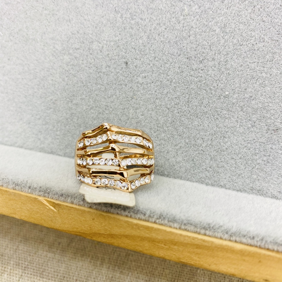 ins2021 雅尚爱薇新款小众设计师韩国气质满钻水钻戒指女款简约网红冷淡风144