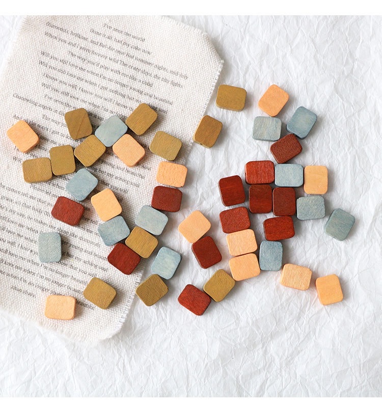 Wooden small square piece earrings and necklace accessories details Picture