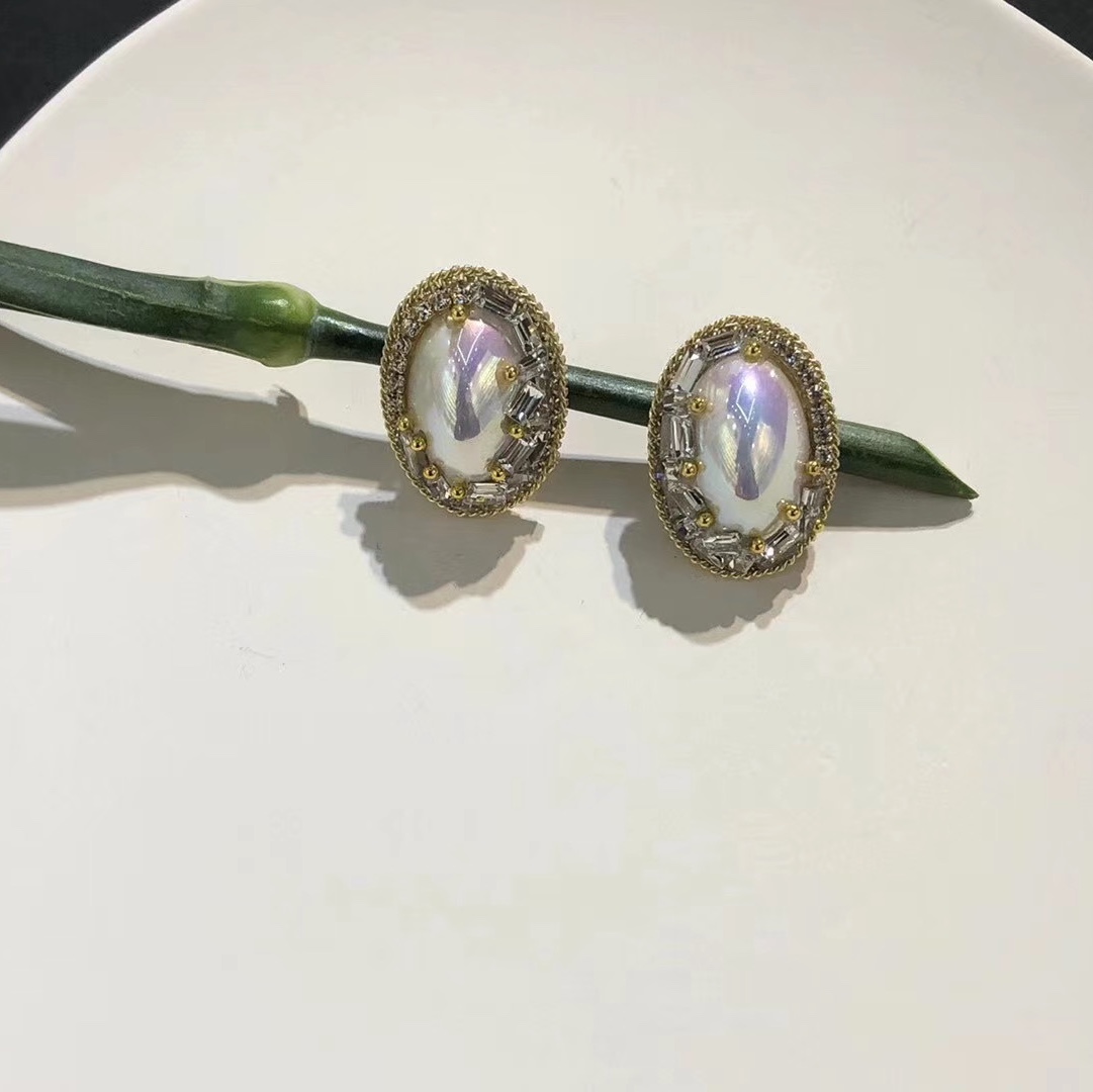 Simple and stylish metal sequin earrings, heart-shaped earrings, Korean niche and trendy earrings for women in summer 2021