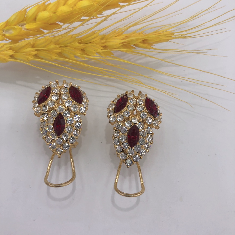 Sweet Miss Korea Dongdaemun new fashion exquisite earrings