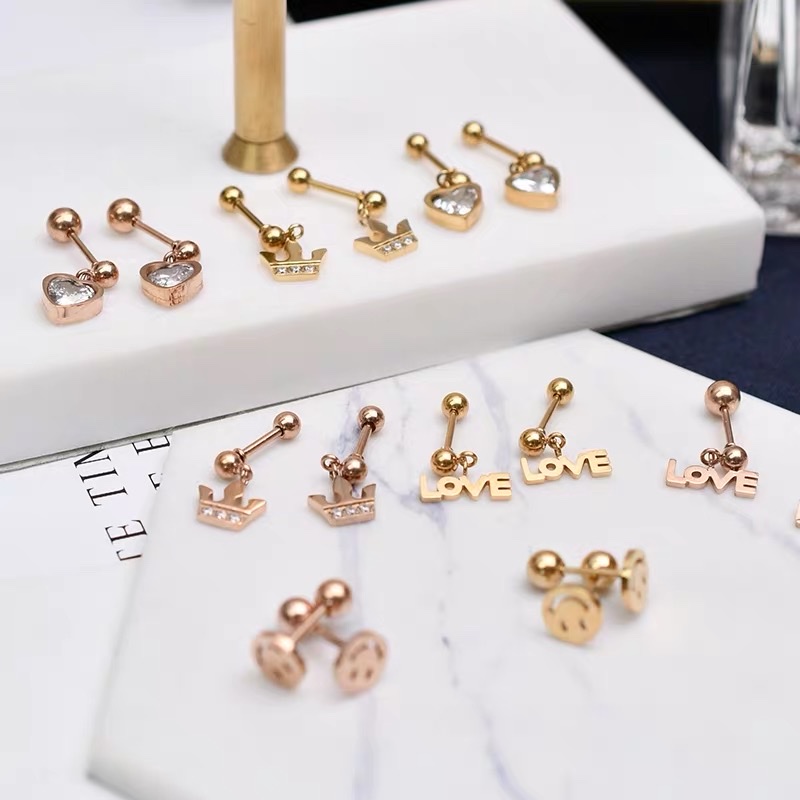 Personalized earrings, creative and elegant titanium steel earrings and stud earrings for women, 19 Application Scenario