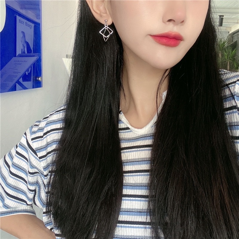 Simple and versatile, niche geometric square earrings and stud earrings, Korean Instagram office worker earrings Item Picture