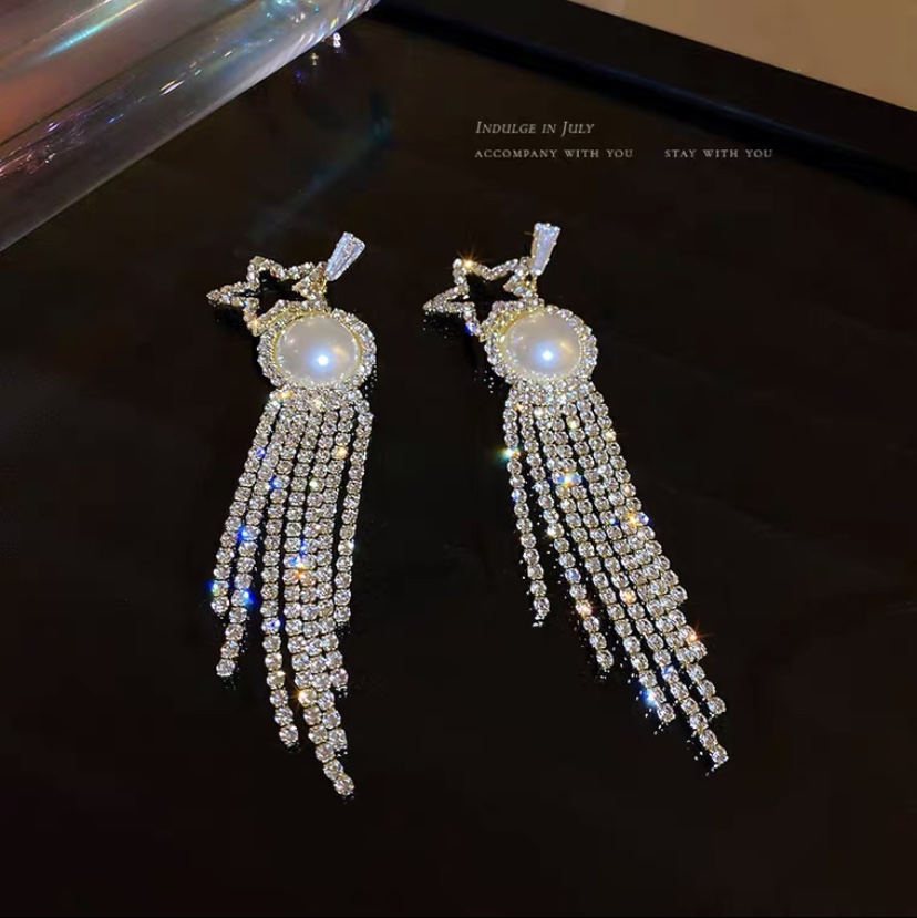 Earrings 150