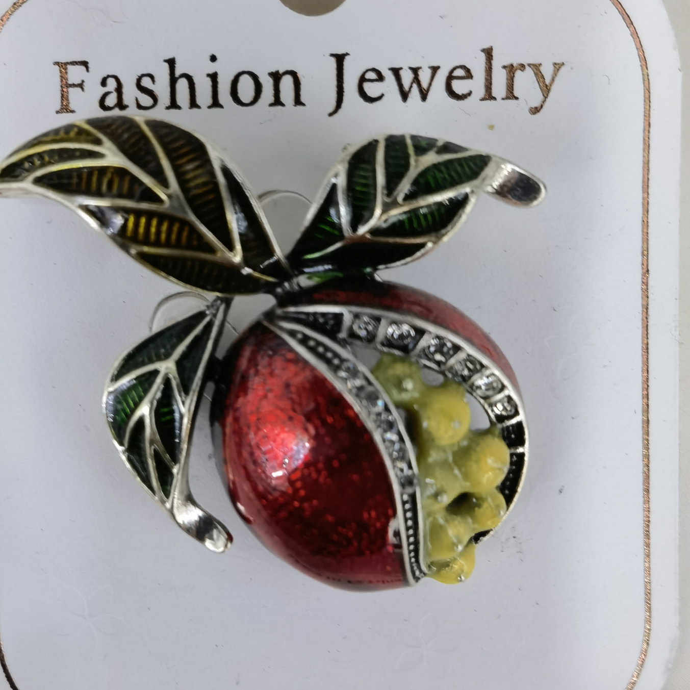 Euro-american style drip brooch