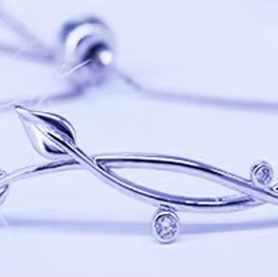 A pod bracelet