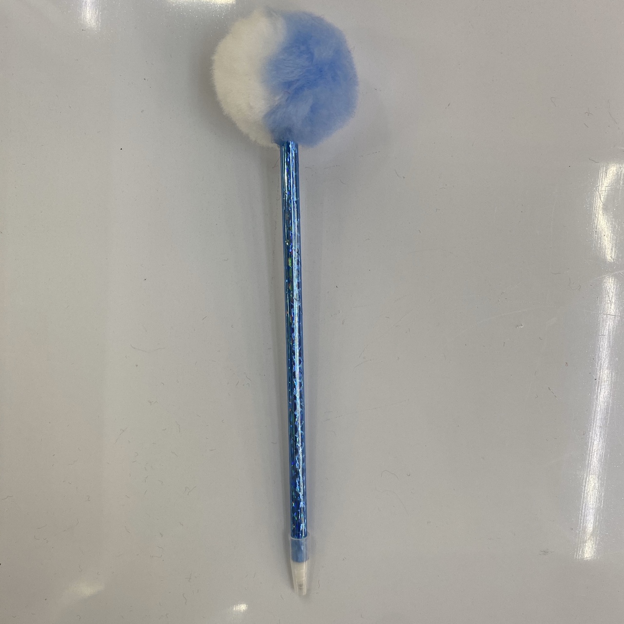 双色丝棉小球配兰色亮杆笔