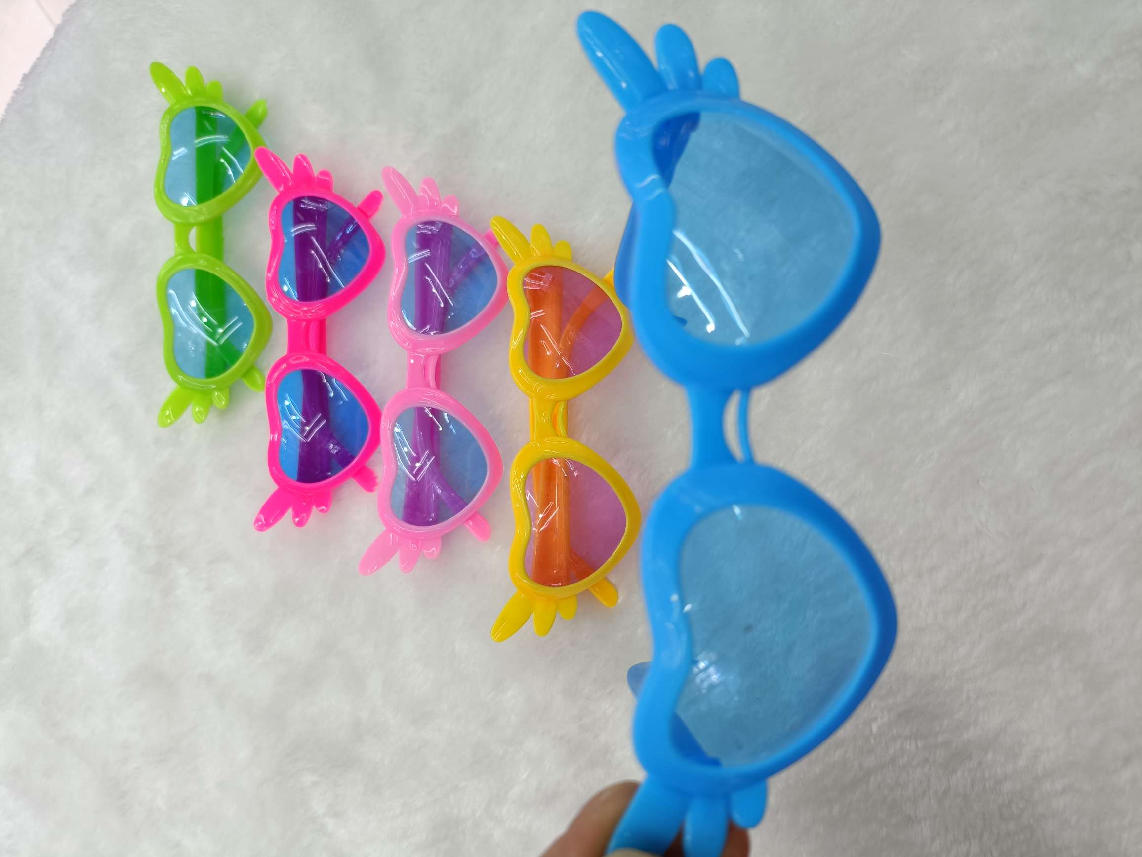 卡通男女宝眼镜可配套装产品图