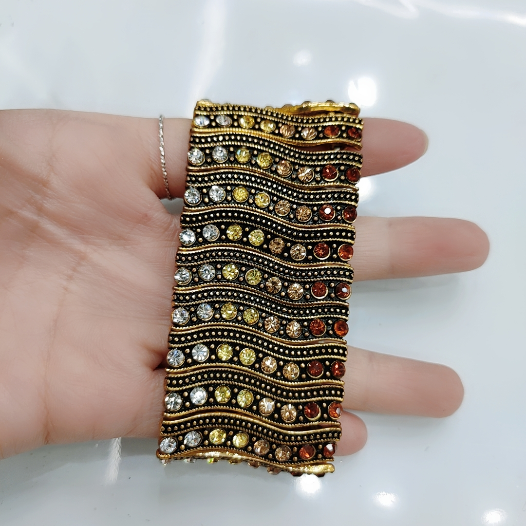 Elastic thread, European and American style, elegant and versatile, diamond-encrusted, fashionable and simple bracelet for women, Korean style, individual, exaggerated and elegant, trendy bracelet