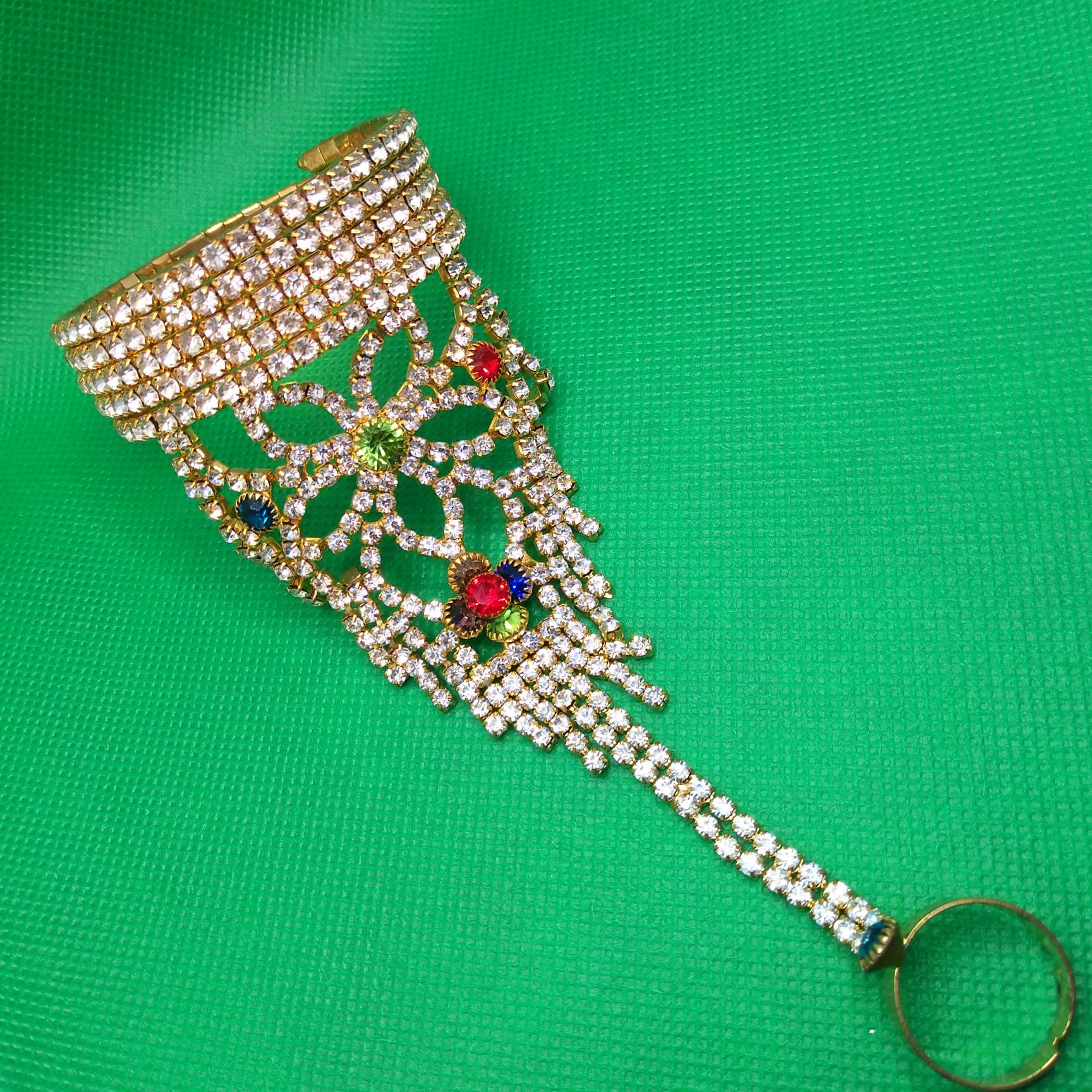 Direct sales from the manufacturer of the 2021 new full-diamond bracelet for cross-border hand back chains Specification image