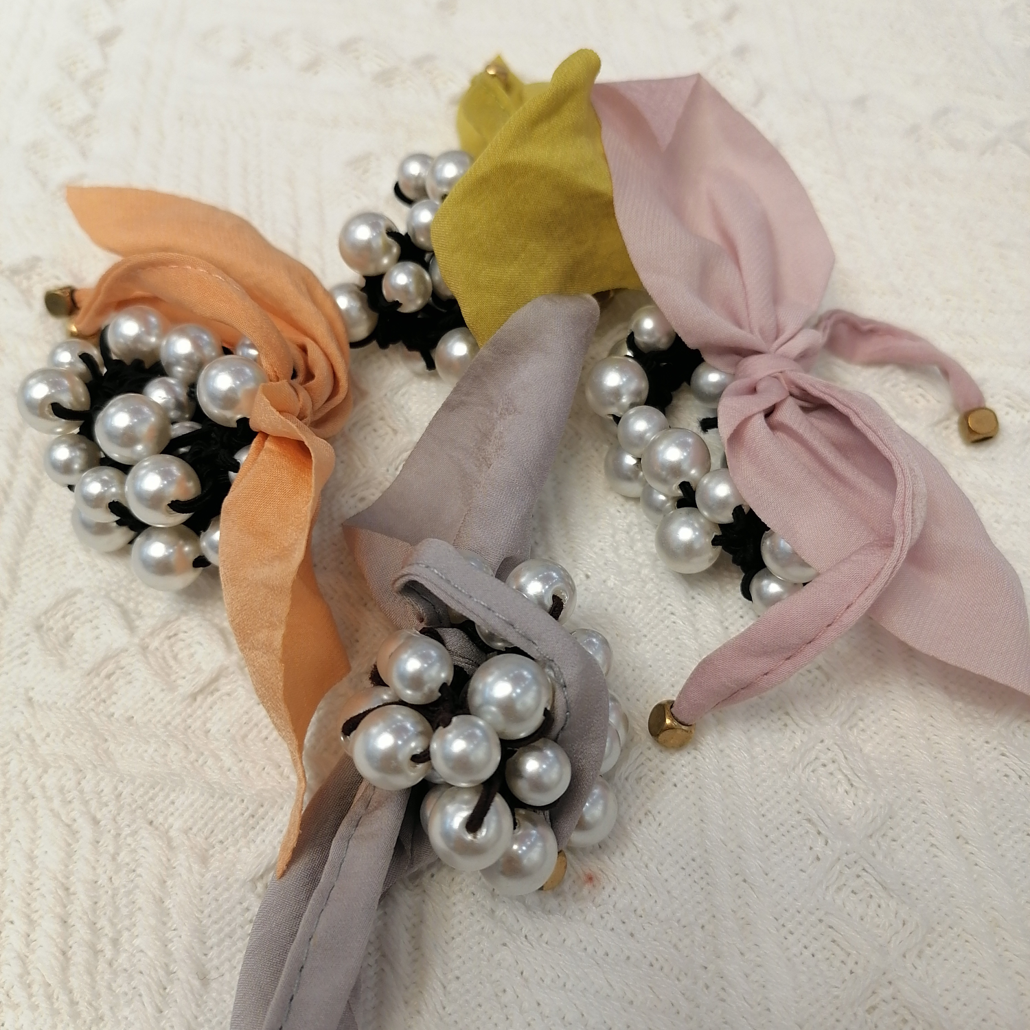 Popular bowknot hair tie, summer pearl hair band, ponytail leather band, sweet and girlish hair tie, elegant bun hair accessory