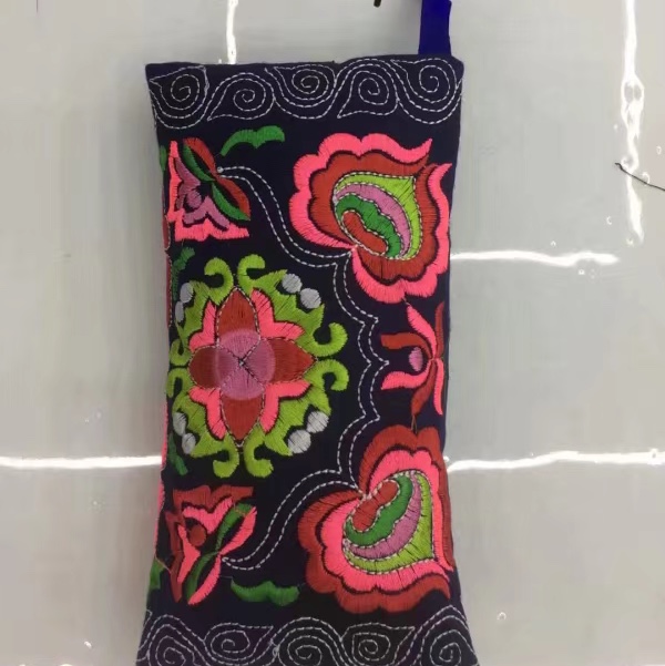 2021名族风绣花零钱手机包-1