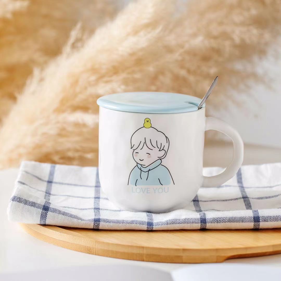 男孩女孩新品白底实物图