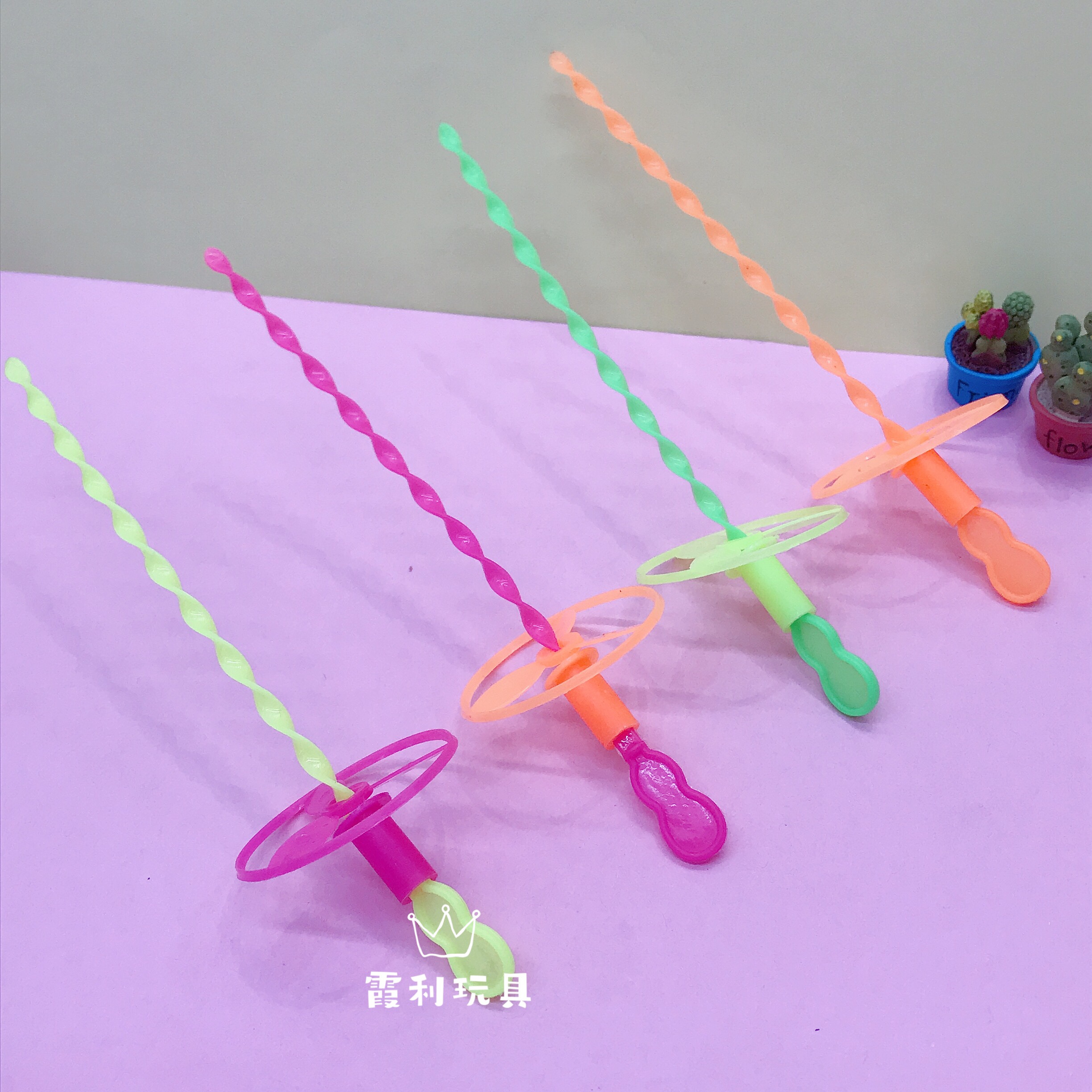 Flying Fairy and children's plastic toys, traditional and nostalgic small toys as gifts detail image 3