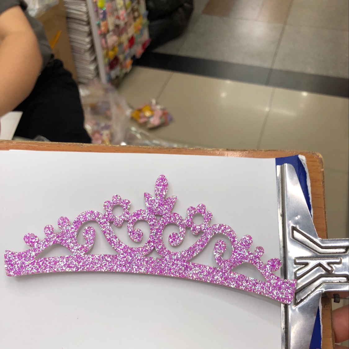 Gree Crown detail image 1