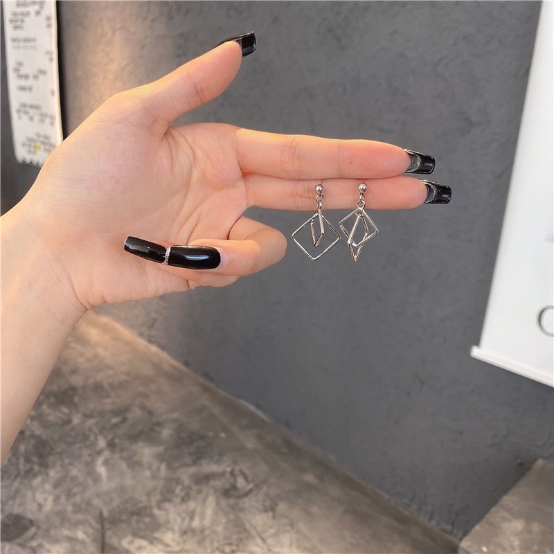 Simple and versatile, niche geometric square earrings and stud earrings, Korean Instagram office worker earrings Specification image