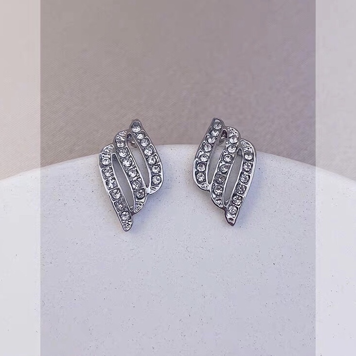 Simple fashion summer vitality girls holiday earrings