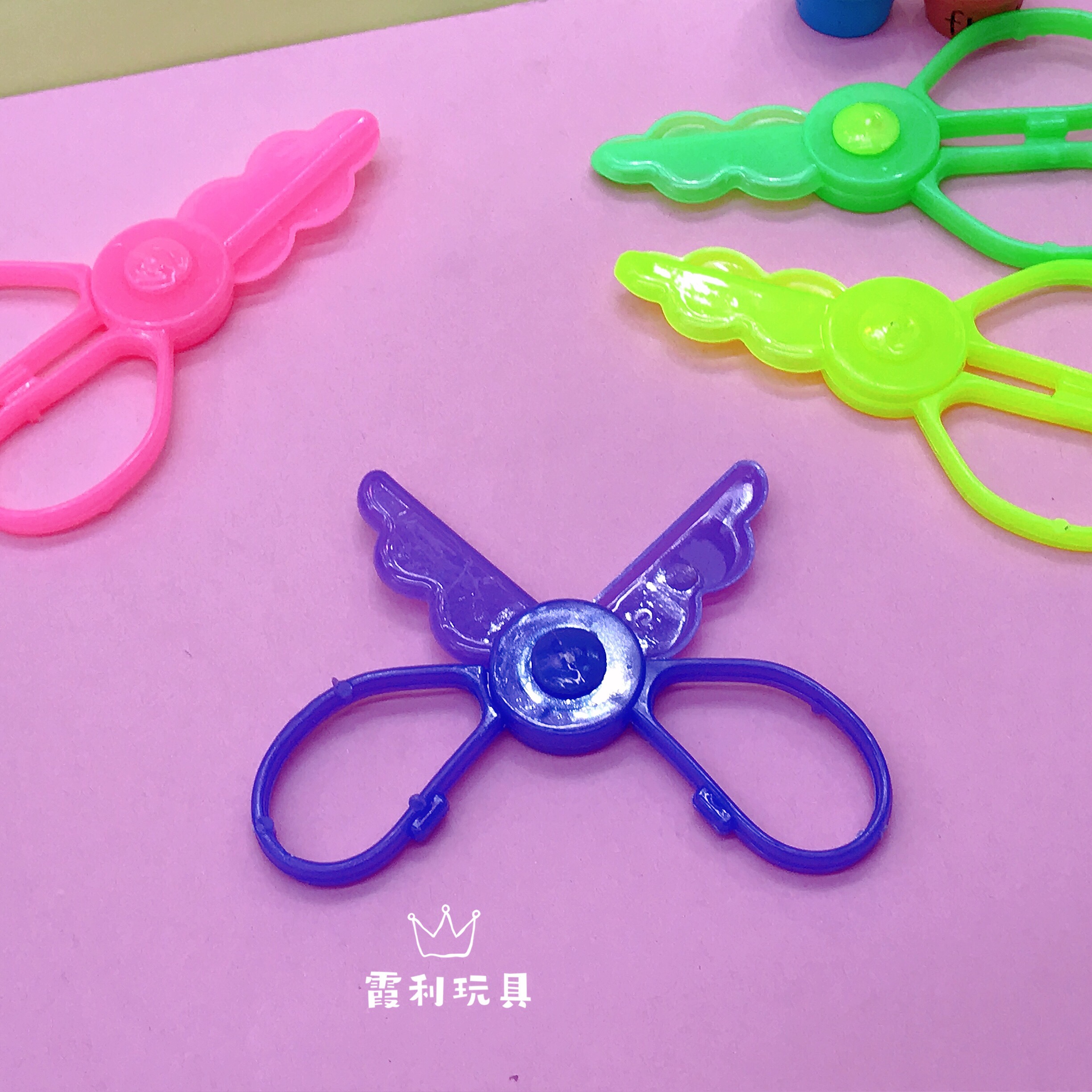 Plastic scissors, children's plastic toys, gift gacha Specification image