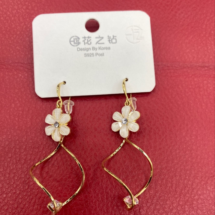 Floral earrings