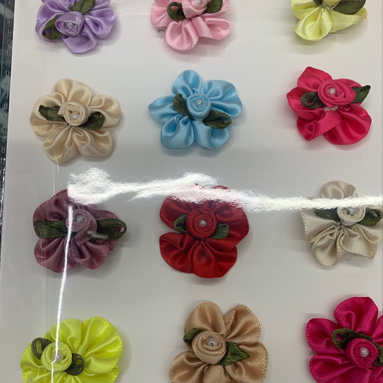 Five pieces of backhand pearl flower 1