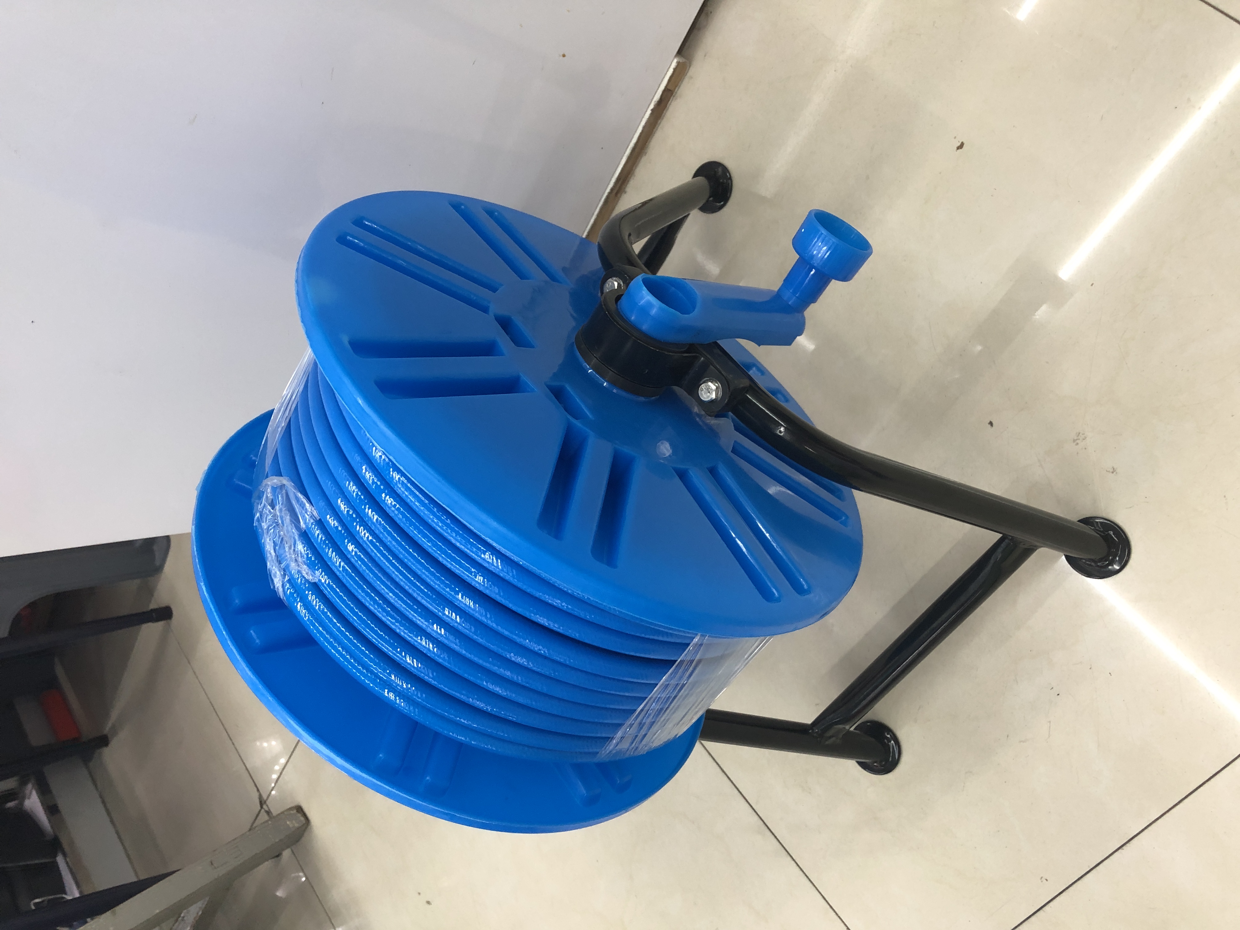 Garden tools water pipe rack pipe winder storage rack pipe as required Specification drawing