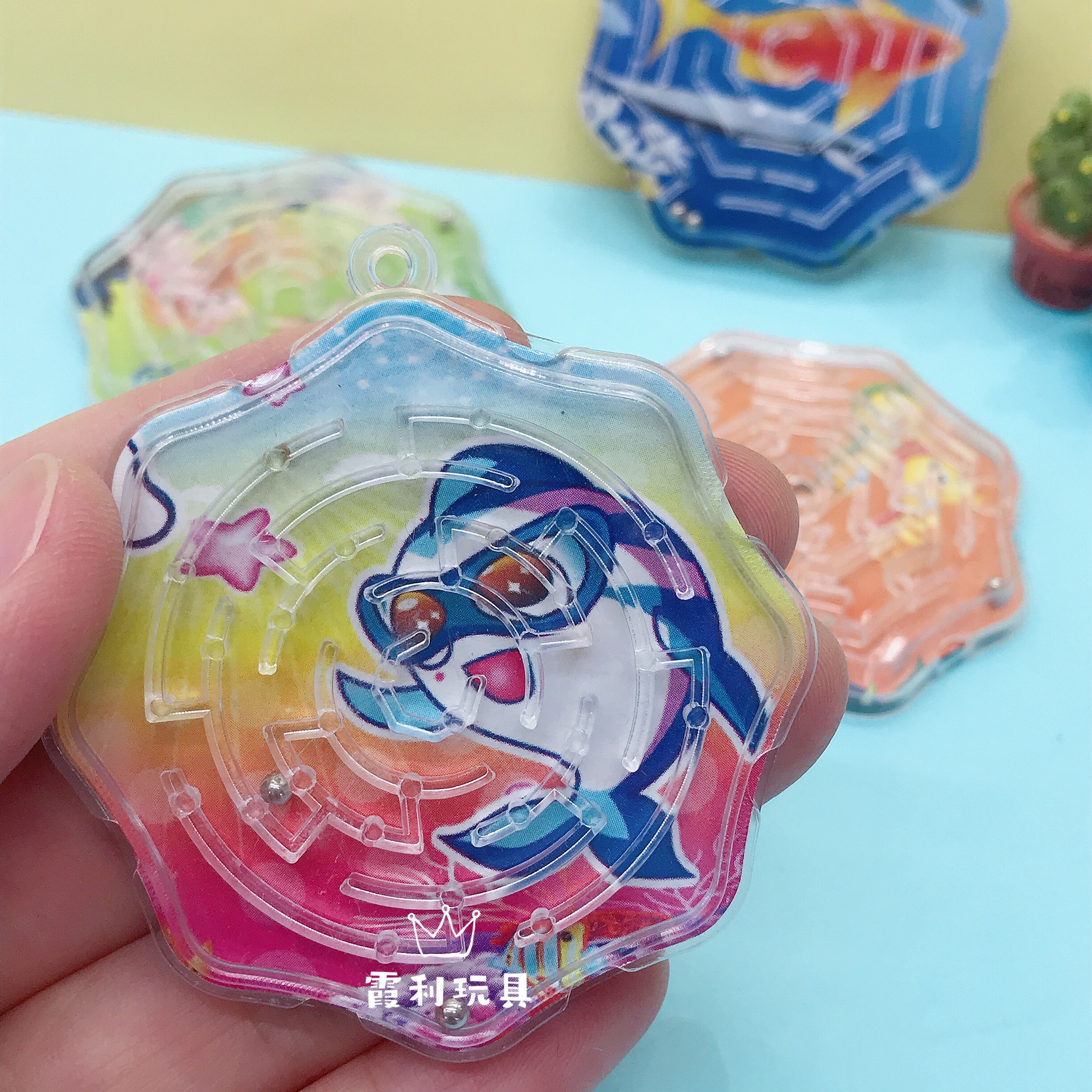 Hexagonal maze children's plastic toy giveaway, educational maze gacha detail image 3