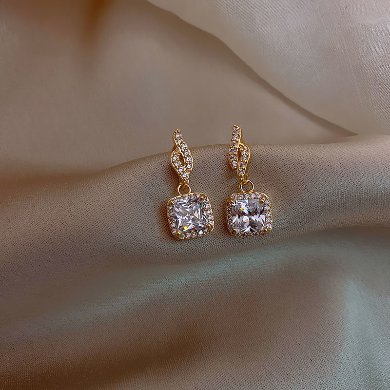 电商专供网络气质简约锆石复古典雅女士耳环