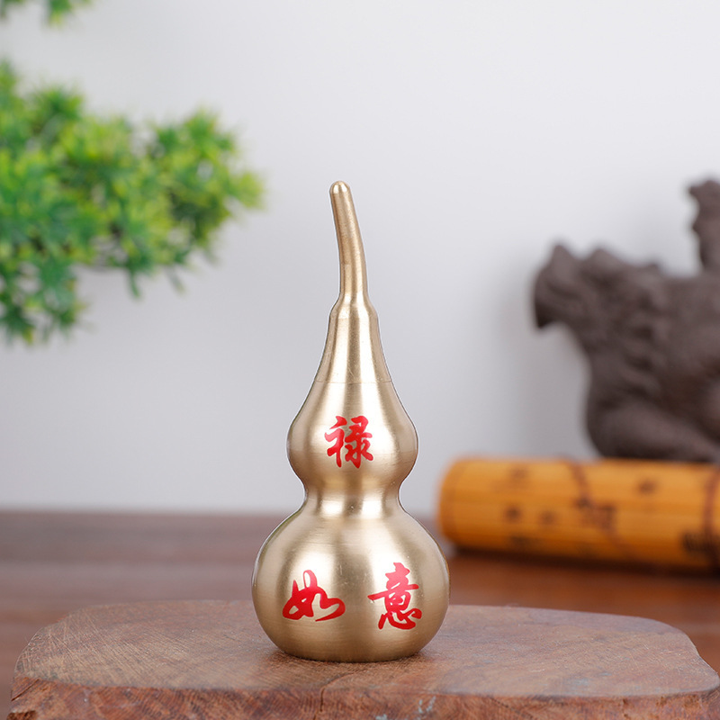 Supplying medium-sized pure copper gourd ornaments, gourd car hangers, car hangers, and creative hollow copper gourd hangers detail image 2