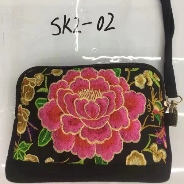 2021民族风刺绣新款手提女士贝壳零钱包👛