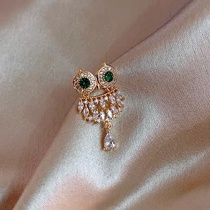 Owl brooch