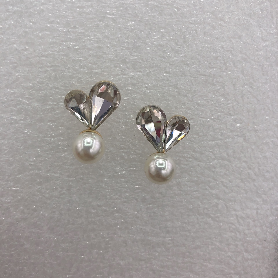 Small love element design small fresh cute earrings