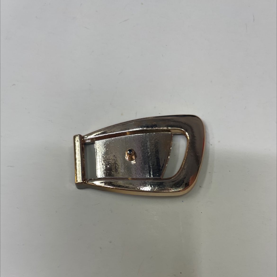 Electroplated shoe buckle