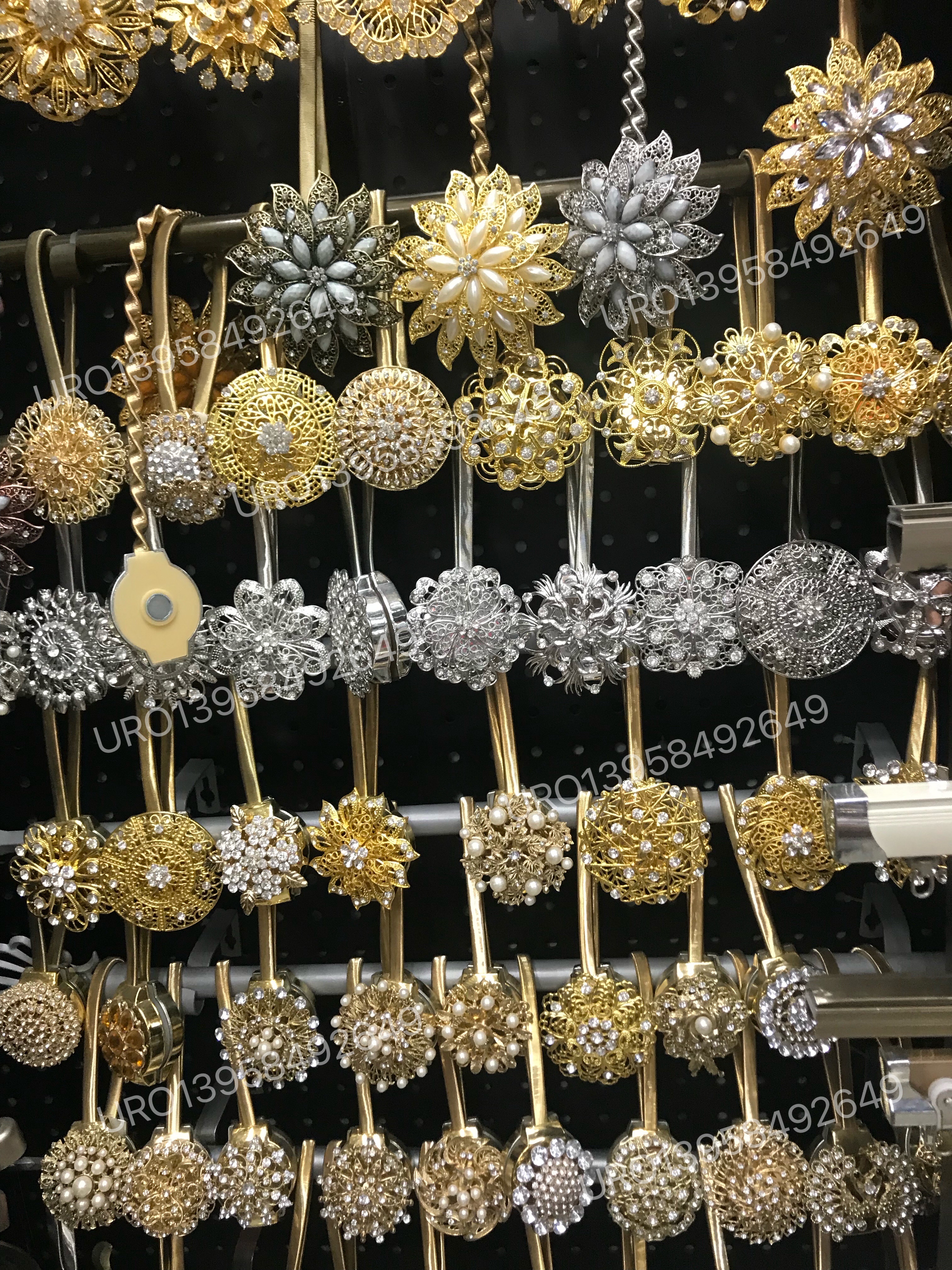 Cordón de cortina un par montado sin perforación imán hebilla accesorio colgante bola atadura cordón de atadura versátil par succión hogar cuerda de almacenamiento sin perforación diseño original venta directa venta caliente cantidad detail image 8