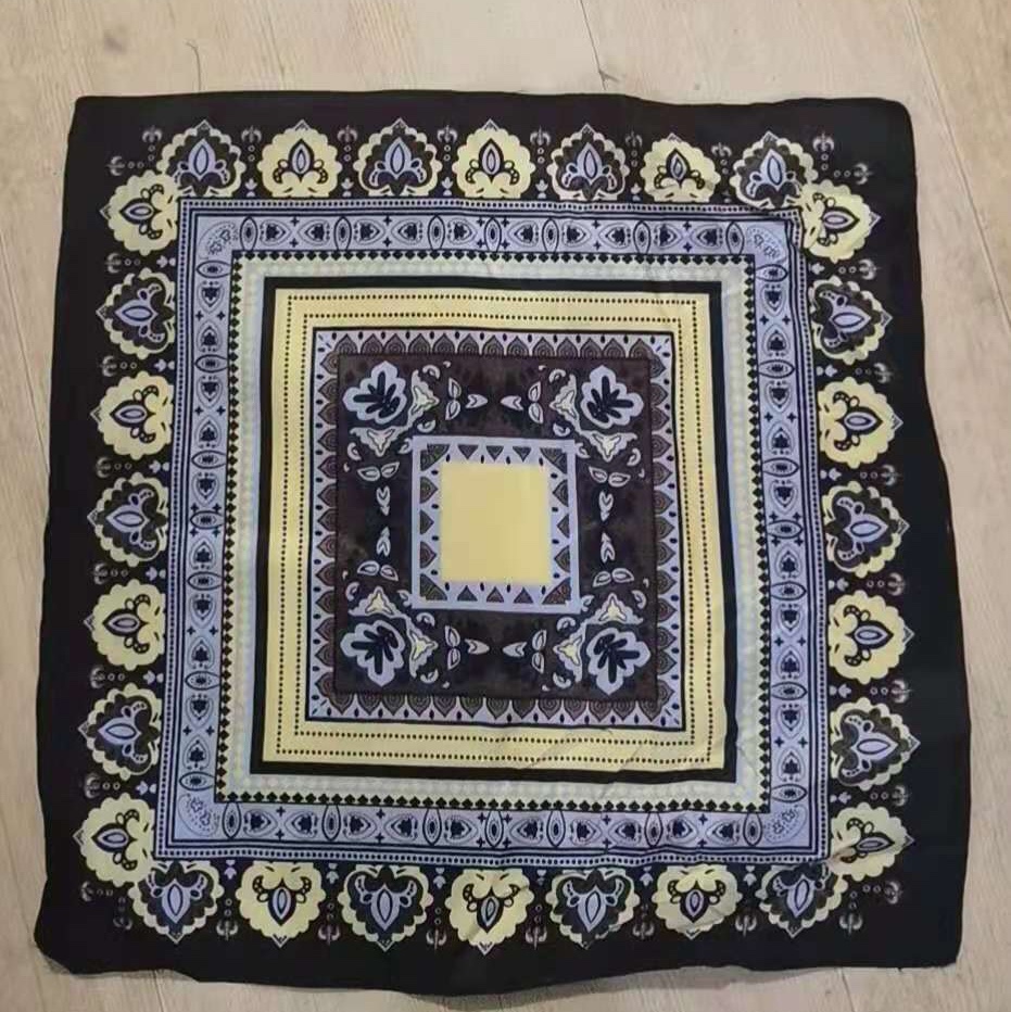 The 2021 new Korean version of the Instagnetiz-popular women's trendy large intestine ring 829- headscarf 11