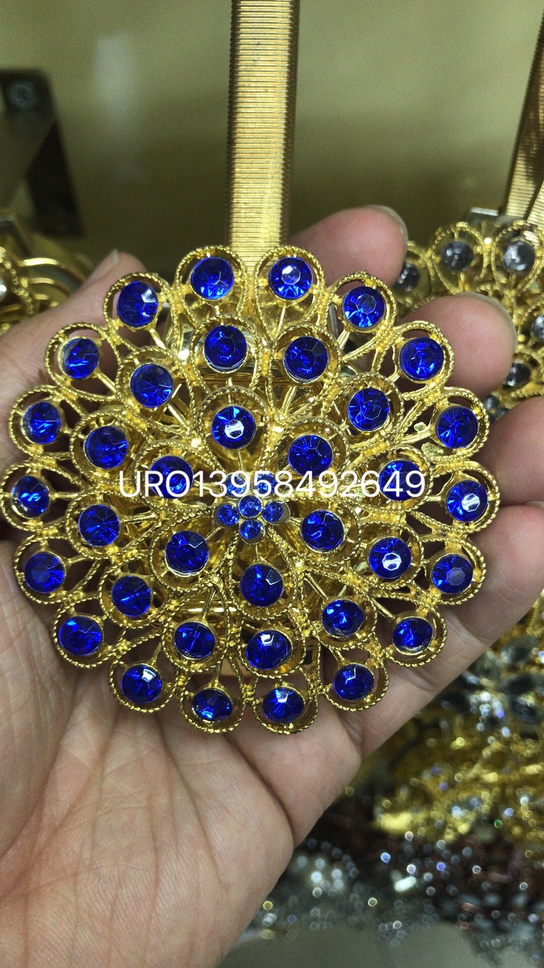 ربط أغطية الستائر بأغطية معدنية مزخرفة بمغنطيسية detail image 6