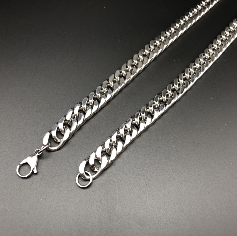 2021 new Internet celebrity necklace summer ladies high-grade light luxury simple style NK chain 55CM