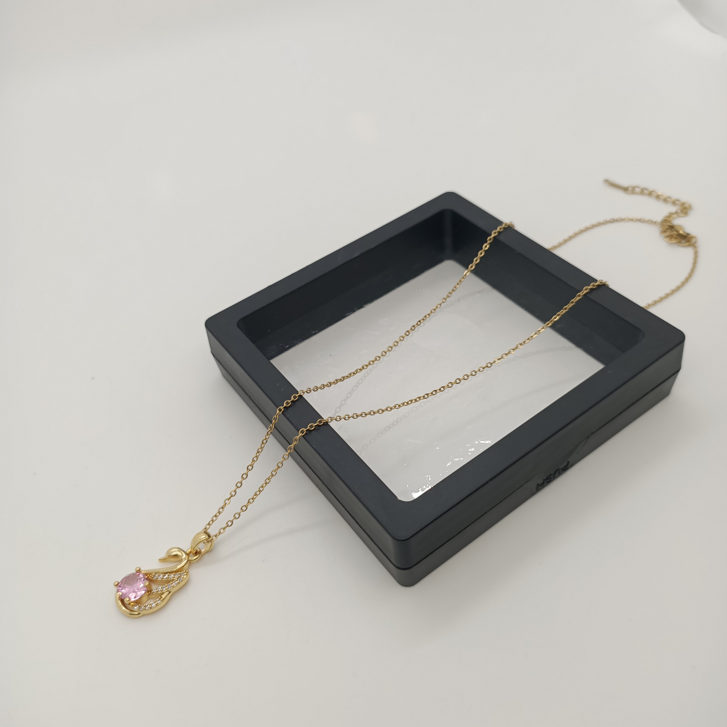 116欧美简约小众高级感K金色项链女ins潮轻奢冷淡风锁骨颈链