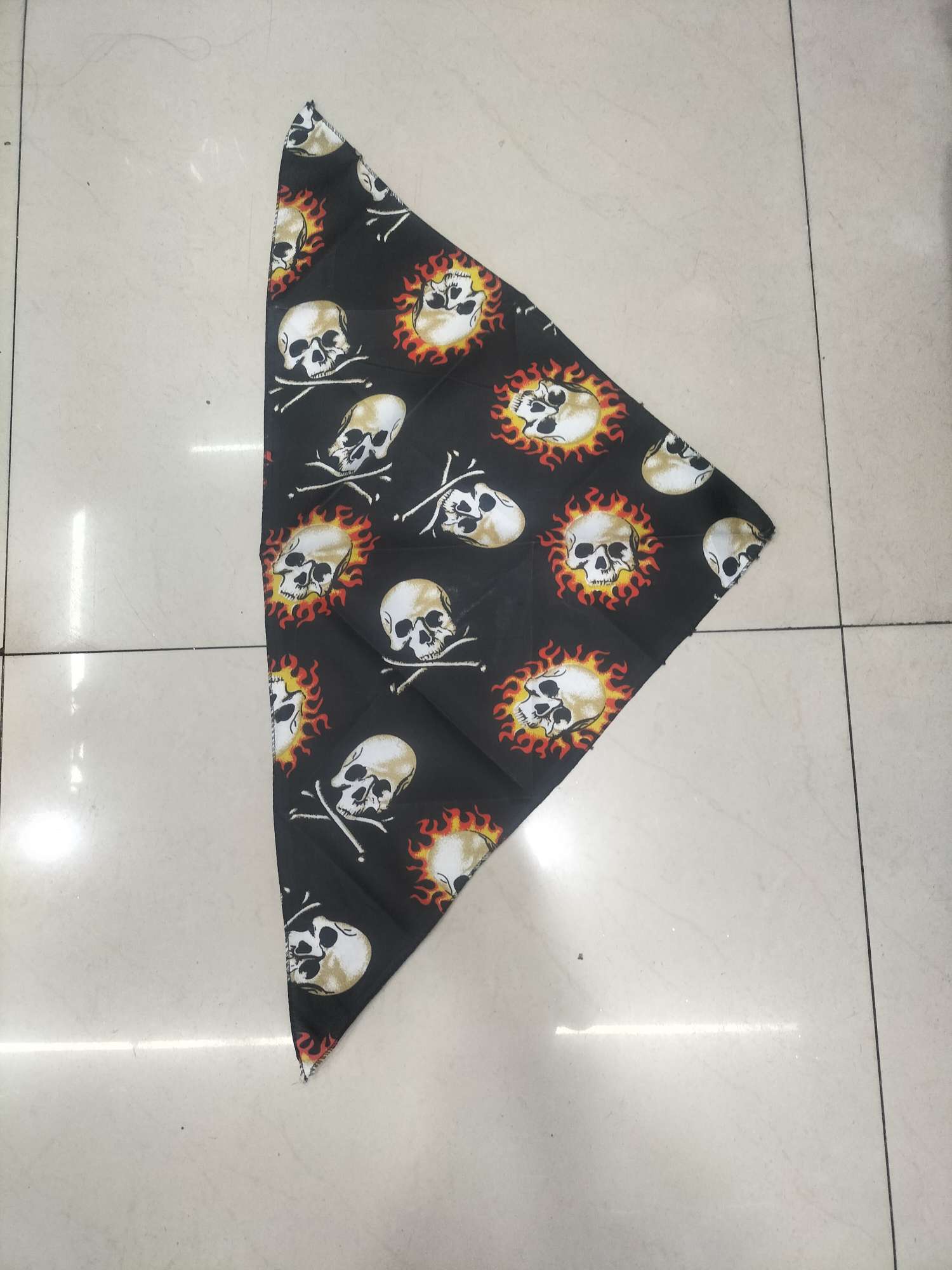 Pirate Triangle scarf details Picture