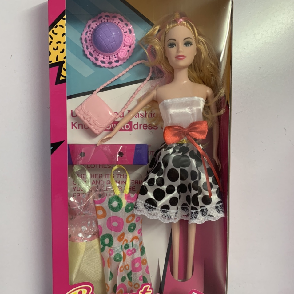 玩偶/女孩玩具/玩具公仔白底实物图